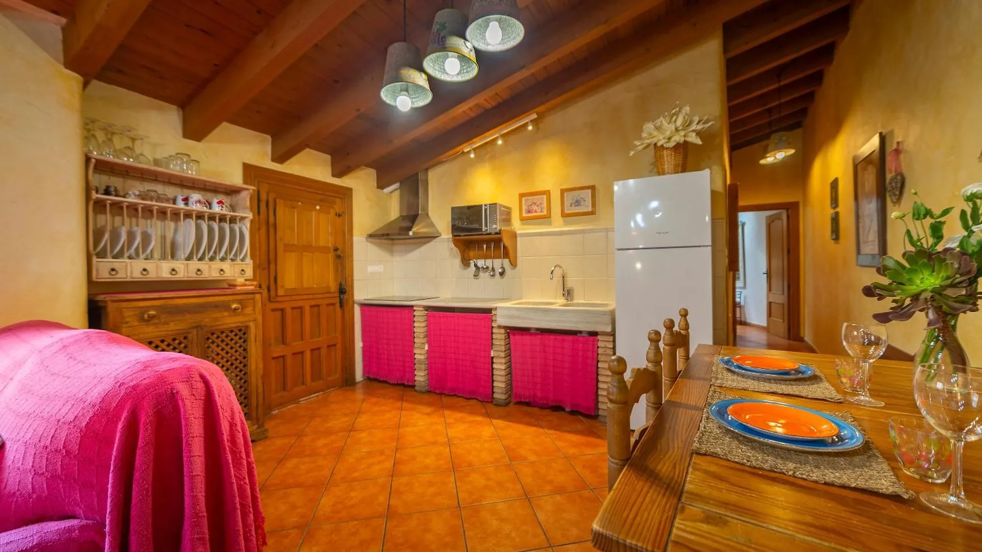Tenguerengue Laroya Holiday home
